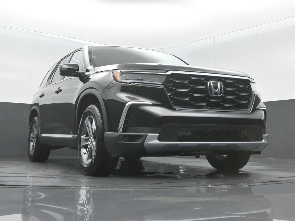 New 2025 Honda Pilot EX-L image 5
