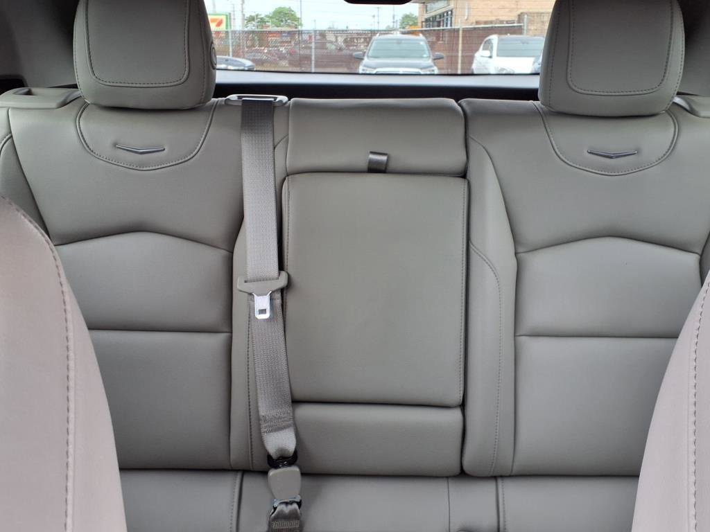 Used 2022 Cadillac XT4 Luxury image 28