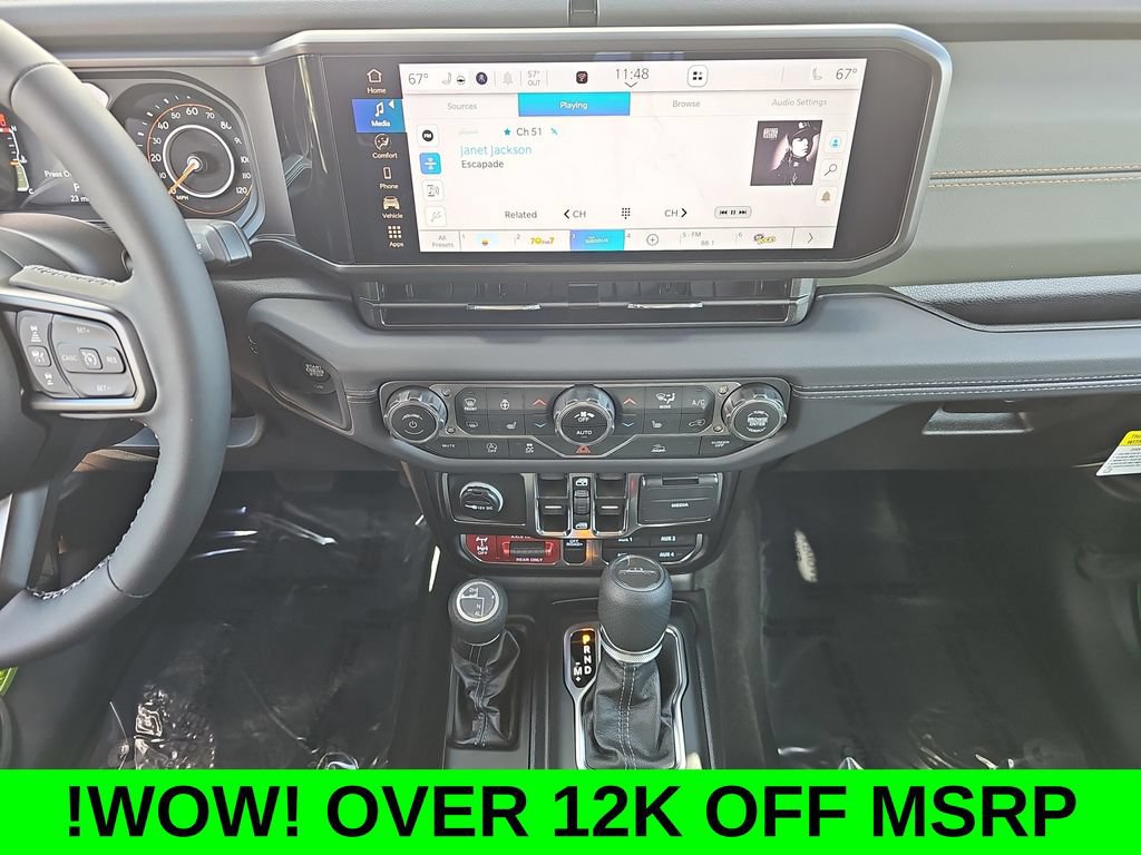 New 2025 Jeep Gladiator Mojave w/ Convenience Group AWD/4WD image 19