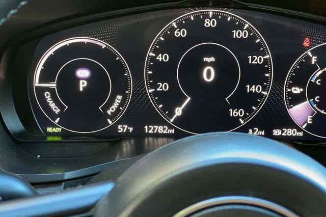 Certified 2025 MAZDA CX-70 Plug-In Hybrid w/ Premium Plus image 31