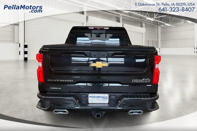 Used 2024 Chevrolet Silverado 1500 High Country w/ Technology Package image 4