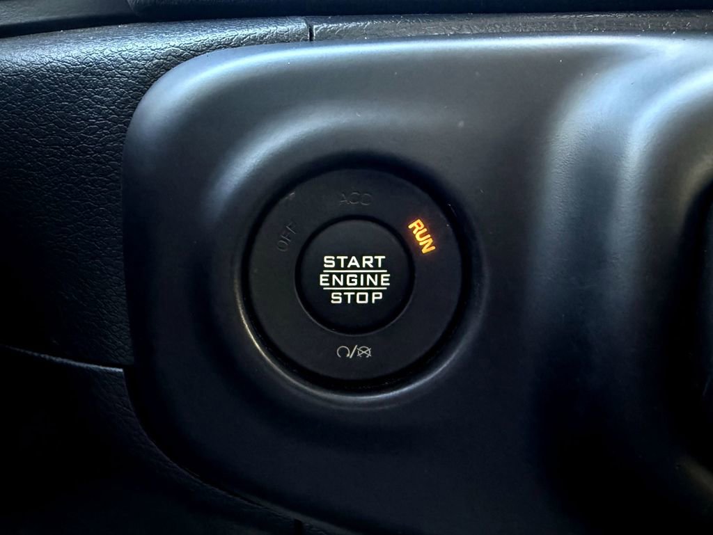 Used 2022 Jeep Gladiator Overland w/ Popular Equipment Package image 23