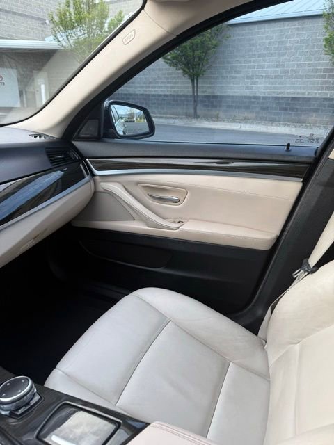 Used 2015 BMW 535i xDrive Sedan AWD/4WD image 30