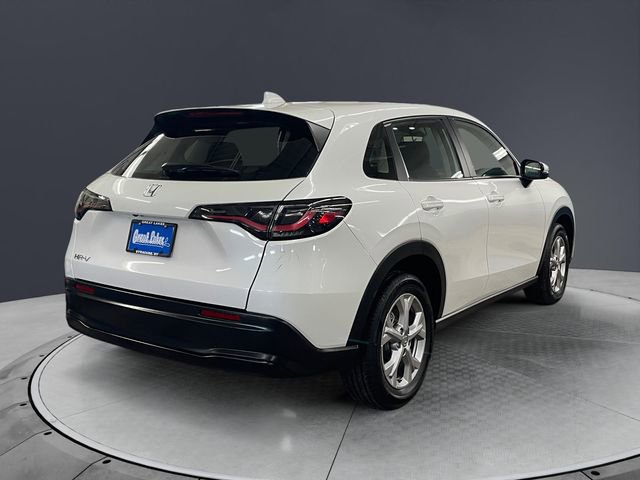 Used 2025 Honda HR-V LX image 5