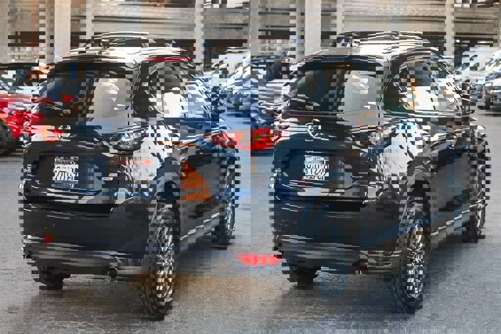 Used 2017 MAZDA CX-5 Touring image 6