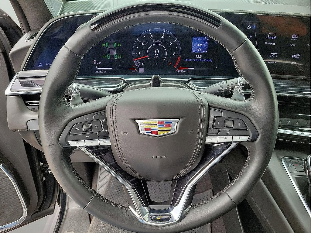 Used 2024 Cadillac Escalade ESV V AWD/4WD image 16