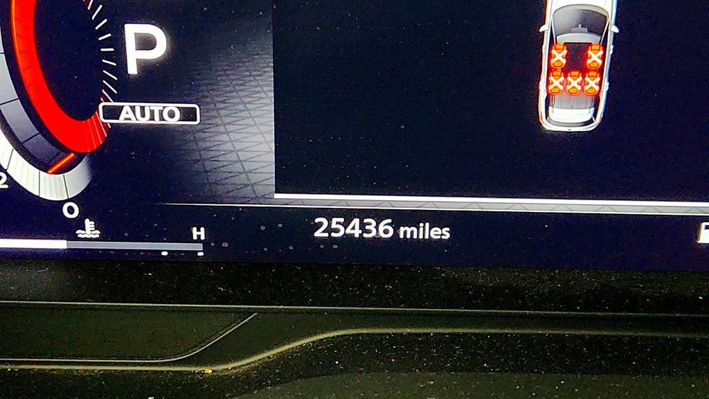 Used 2023 Nissan Pathfinder Platinum image 21