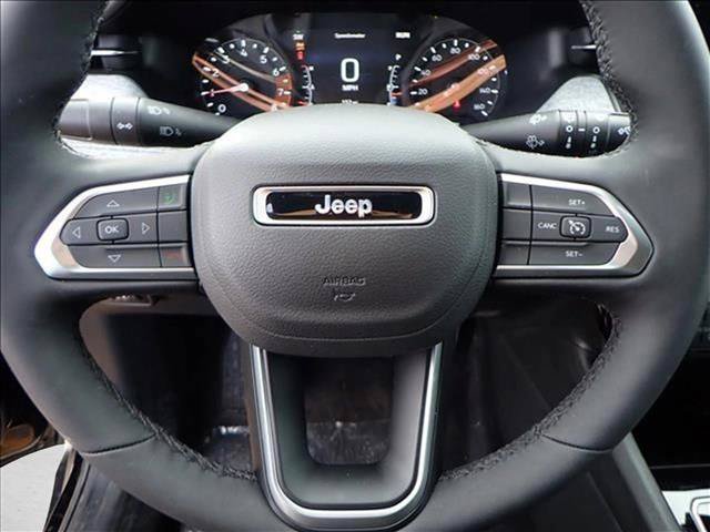 New 2026 Jeep Compass Latitude AWD/4WD image 14