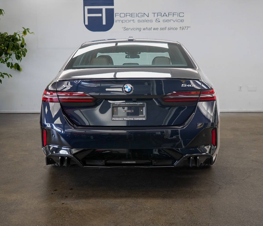 Used 2026 BMW 540i xDrive AWD/4WD image 4