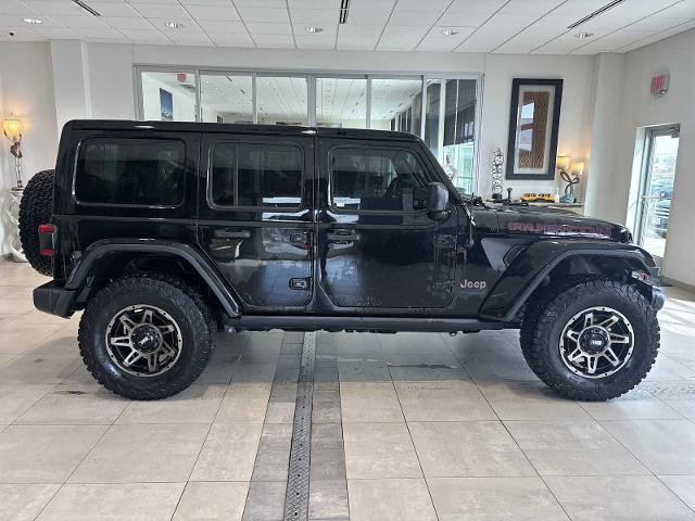Used 2018 Jeep Wrangler Unlimited Rubicon w/ LED Lighting Group AWD/4WD image 2