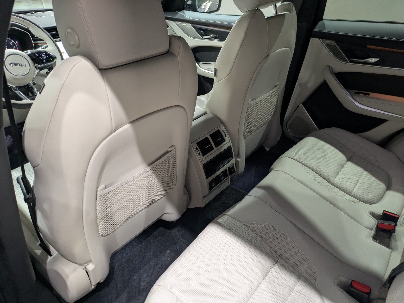 New 2026 Jaguar F-PACE R-Dynamic S AWD/4WD image 12