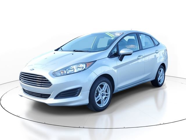 Used 2017 Ford Fiesta SE image 3