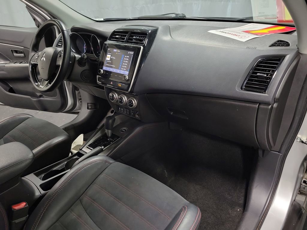 Used 2022 Mitsubishi Outlander Sport SE image 23
