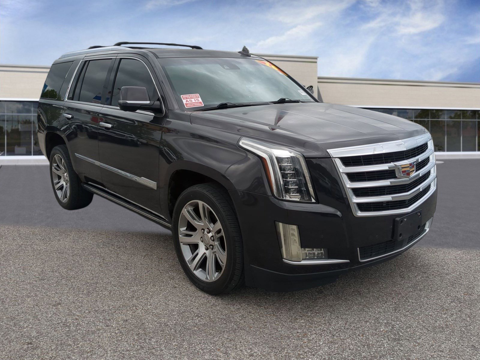 Used 2016 Cadillac Escalade Premium AWD/4WD image 2