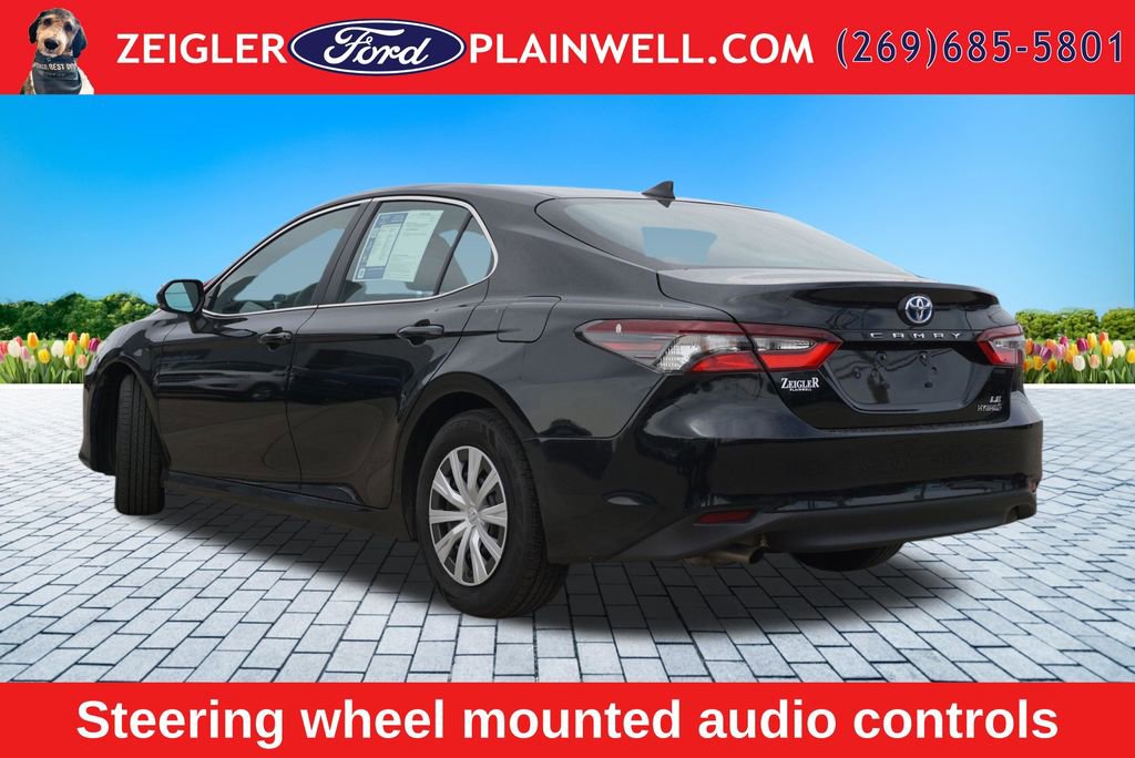 Used 2024 Toyota Camry LE FWD image 3
