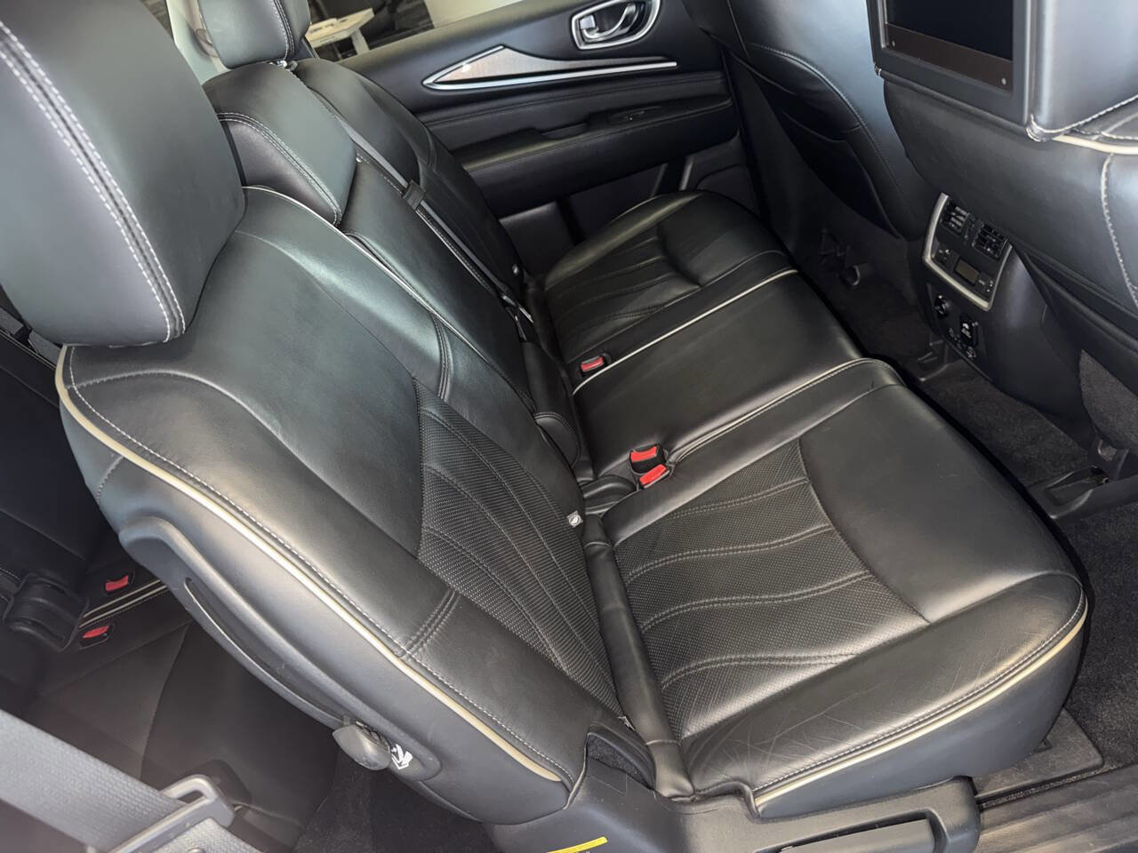 Used 2017 INFINITI QX60 FWD w/ Premium Plus Package image 20