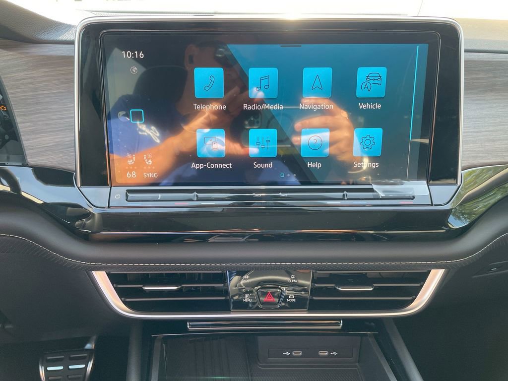 New 2026 Volkswagen Atlas SEL Premium R-Line image 44