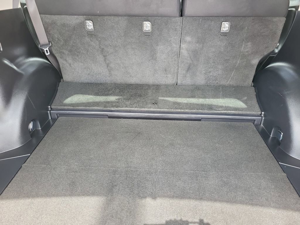 Used 2018 Toyota RAV4 LE w/ Carpet Mat Package AWD/4WD image 13