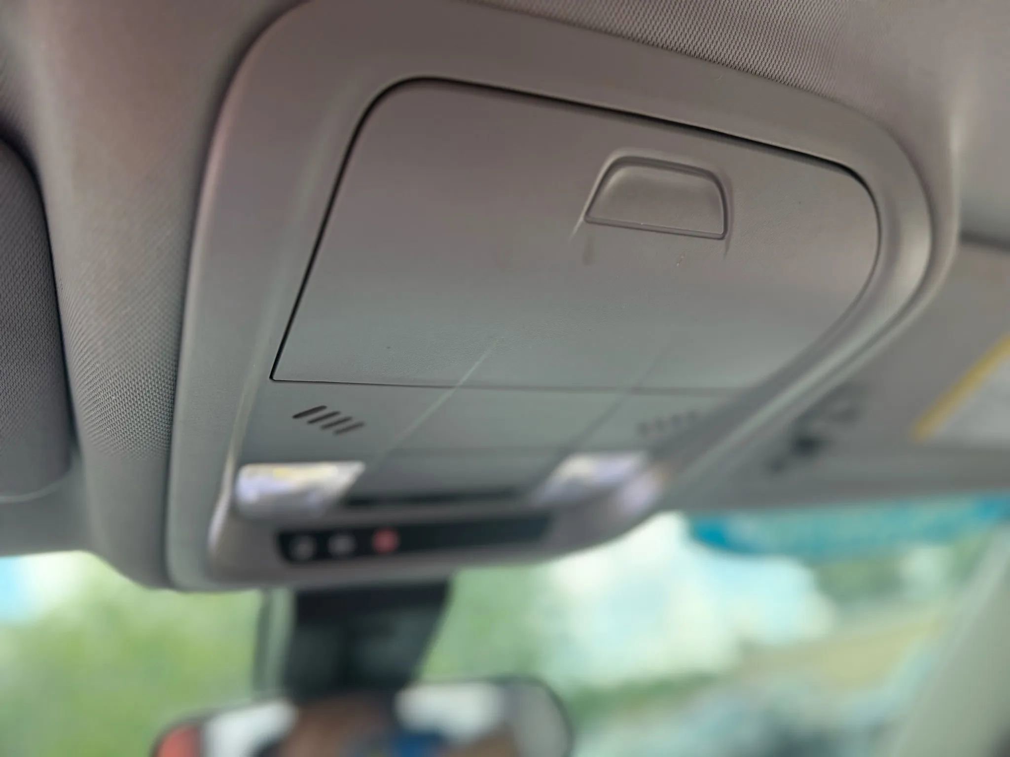 Used 2020 Chevrolet Equinox LT image 30