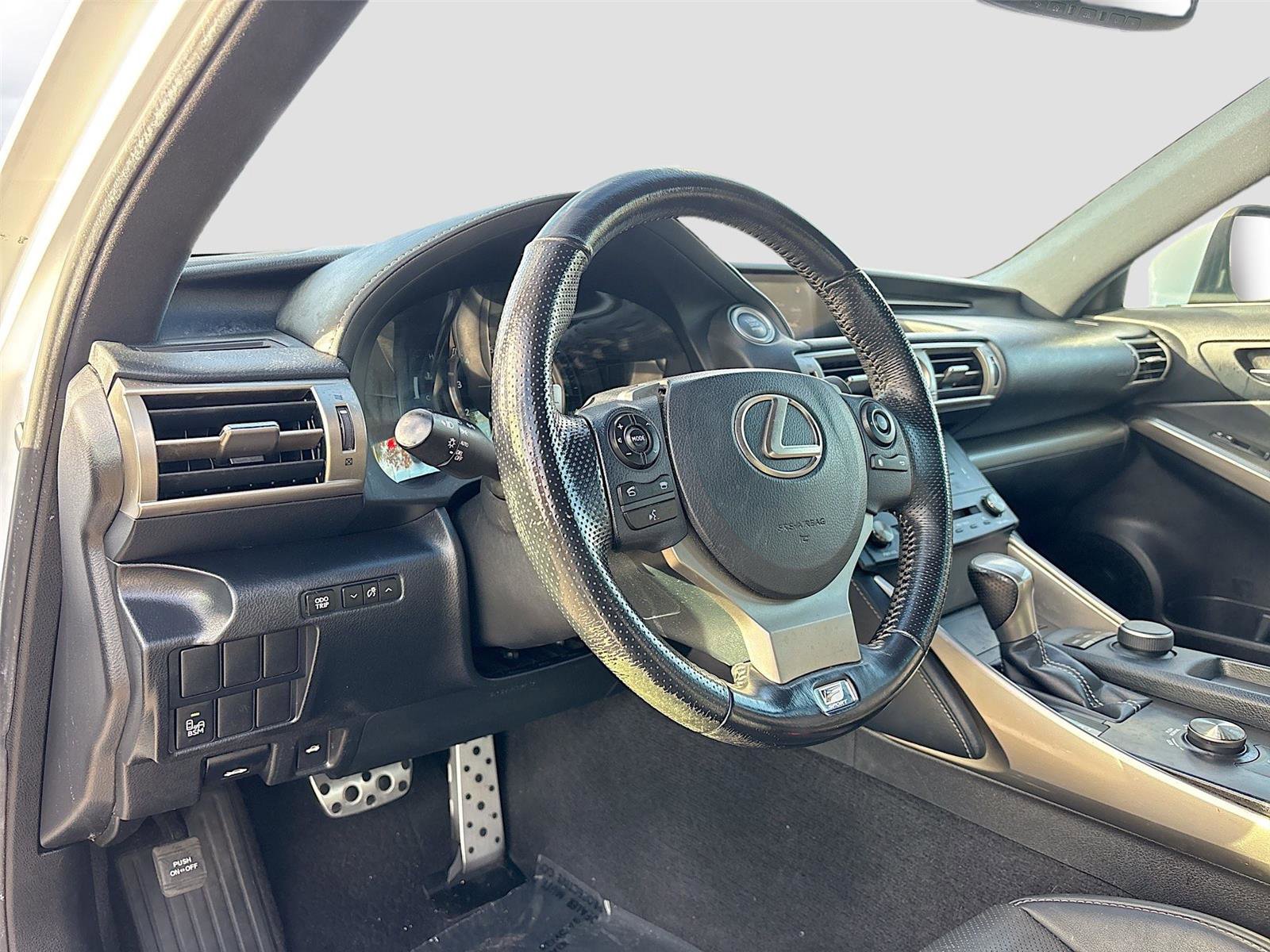 Used 2016 Lexus IS 200t w/ F Sport Package image 9