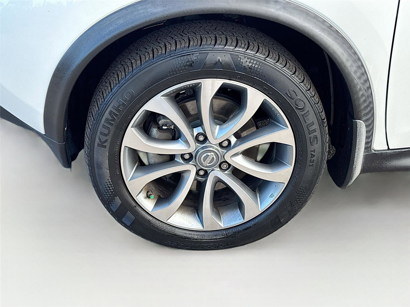 Used 2013 Nissan Juke SL w/ Sport Pkg image 31