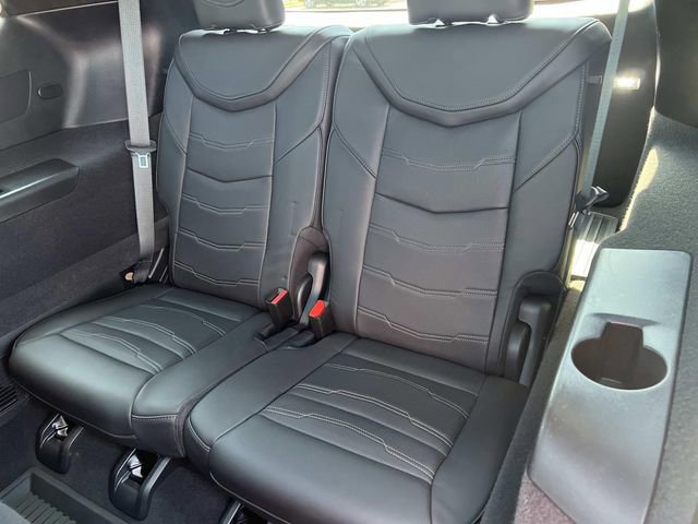 Certified 2025 Cadillac XT6 Premium Luxury w/ Platinum Package AWD/4WD image 13