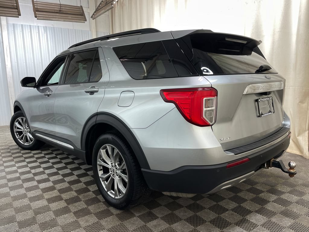 Used 2020 Ford Explorer XLT AWD/4WD image 19