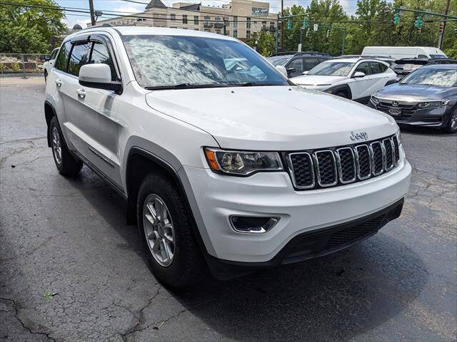 Used 2019 Jeep Grand Cherokee Laredo w/ Security & Convenience Group AWD/4WD image 5