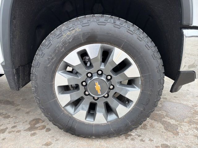 New 2026 Chevrolet Silverado 2500 LT image 11