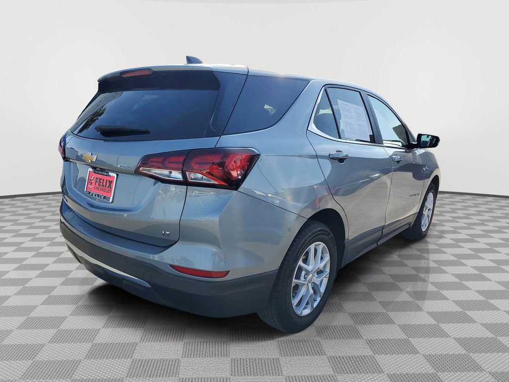 Used 2024 Chevrolet Equinox LT image 3