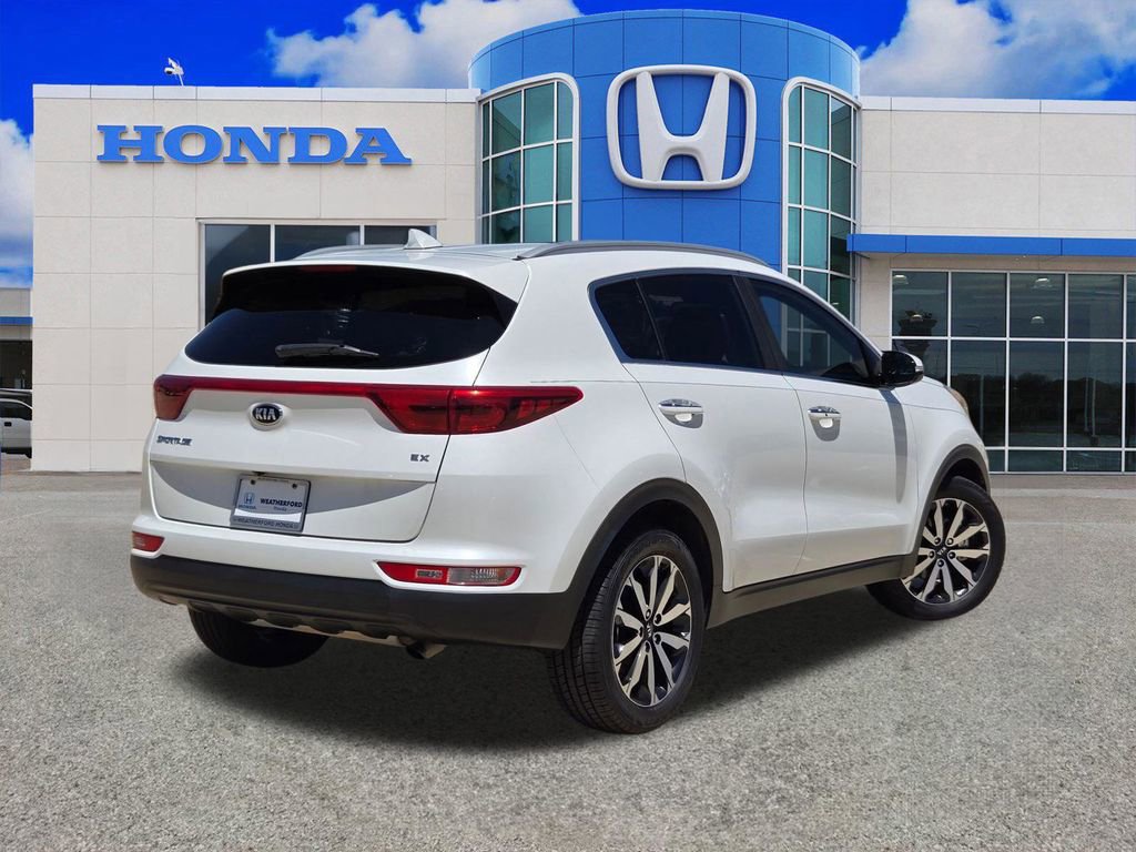 Used 2018 Kia Sportage EX FWD image 3