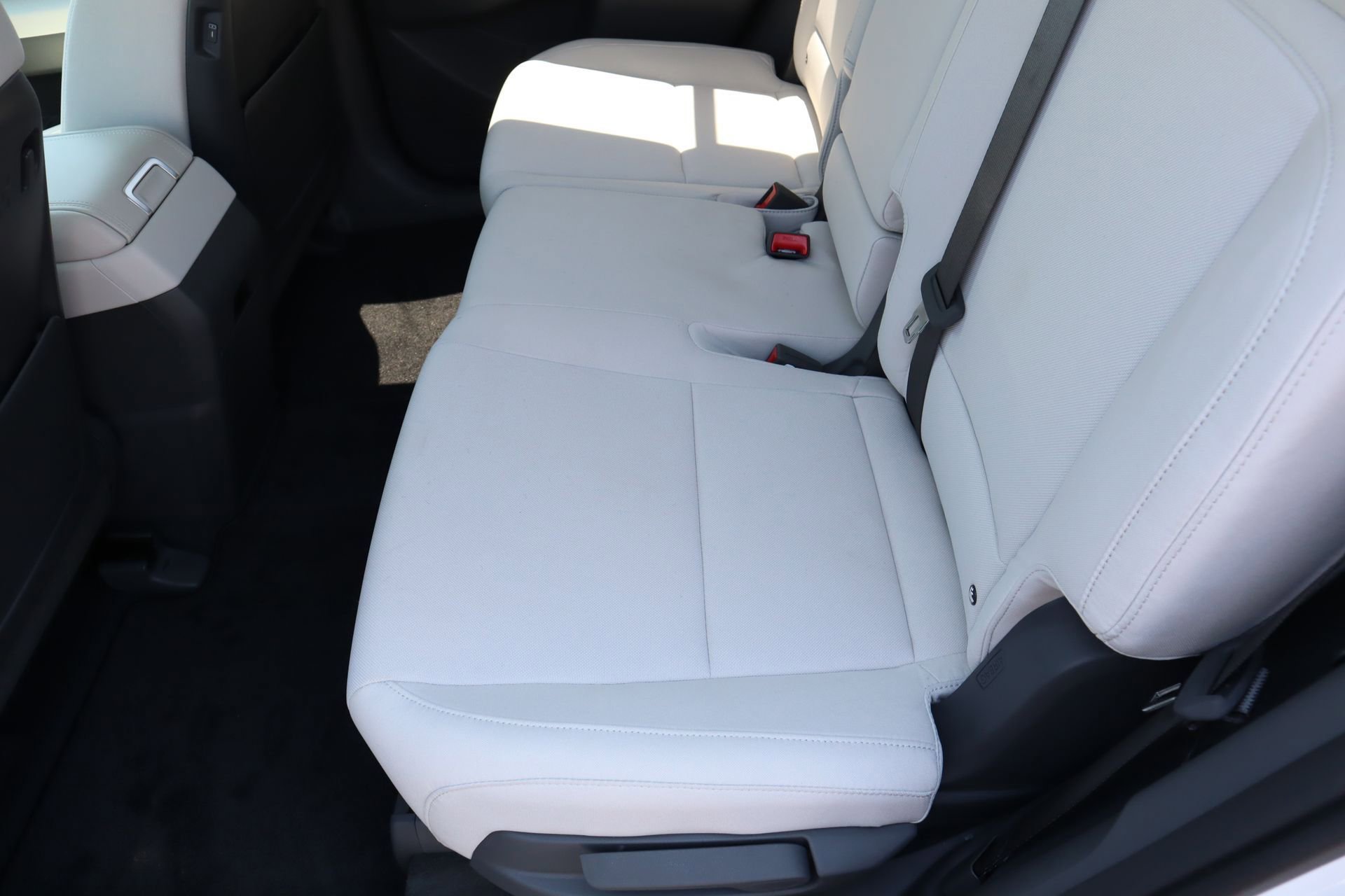 New 2026 Hyundai Santa Fe SE image 17