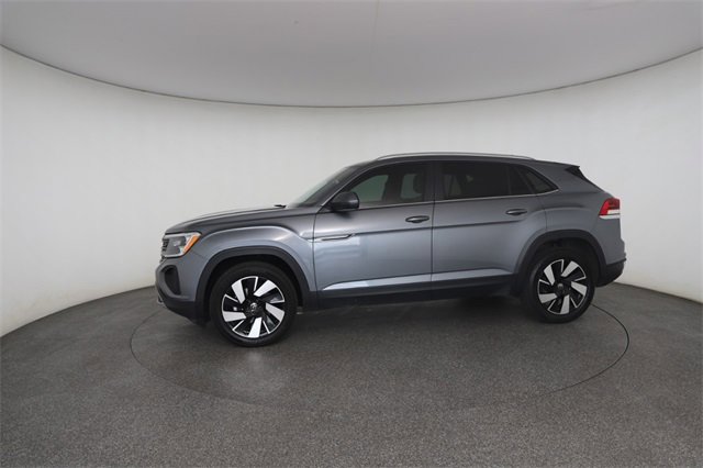 Used 2024 Volkswagen Atlas Cross Sport SE image 6