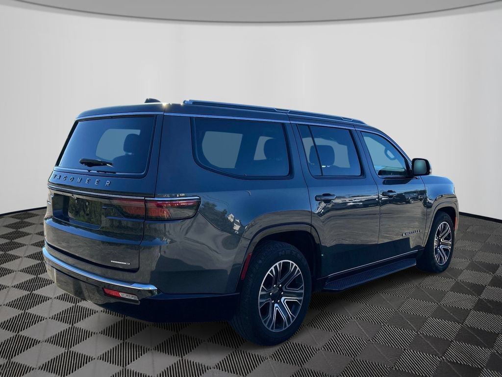 Used 2022 Jeep Wagoneer Series III w/ Flexible Seating Group AWD/4WD image 5