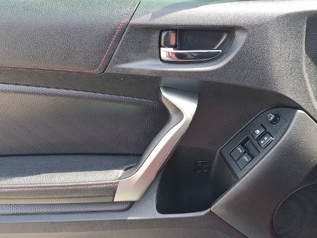 Used 2013 Scion FR-S RWD image 12