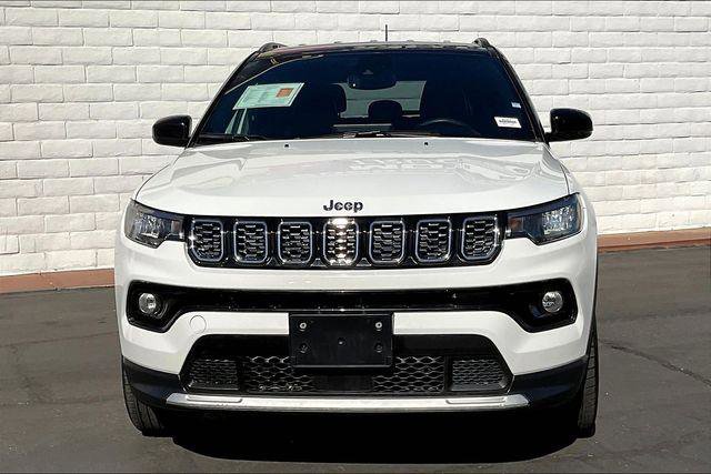 Certified 2025 Jeep Compass Limited image 2