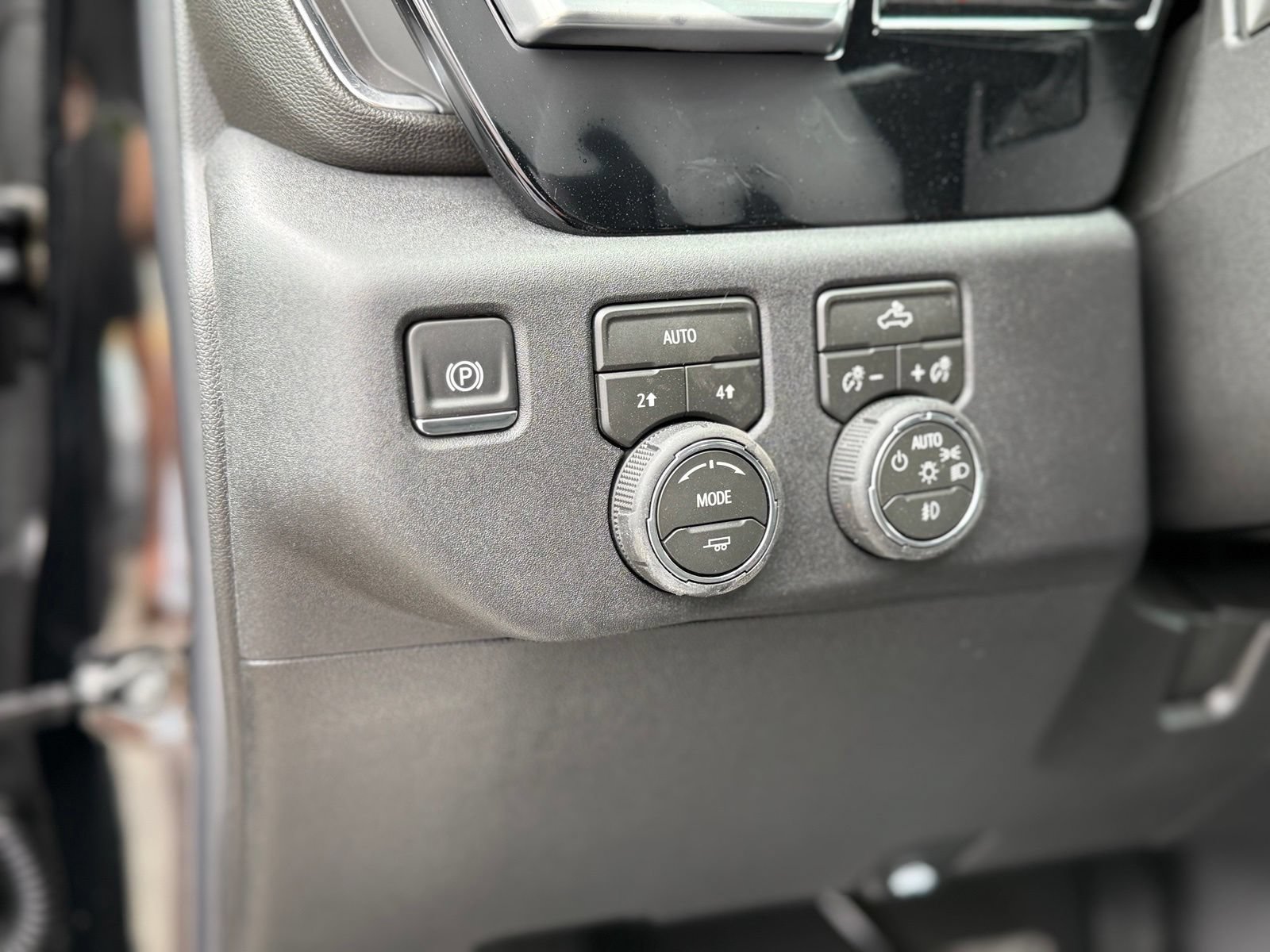 New 2026 Chevrolet Silverado 1500 RST w/ RST Select Package AWD/4WD image 28