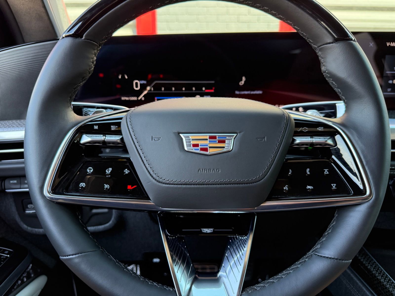 Used 2025 Cadillac Escalade ESV V image 40