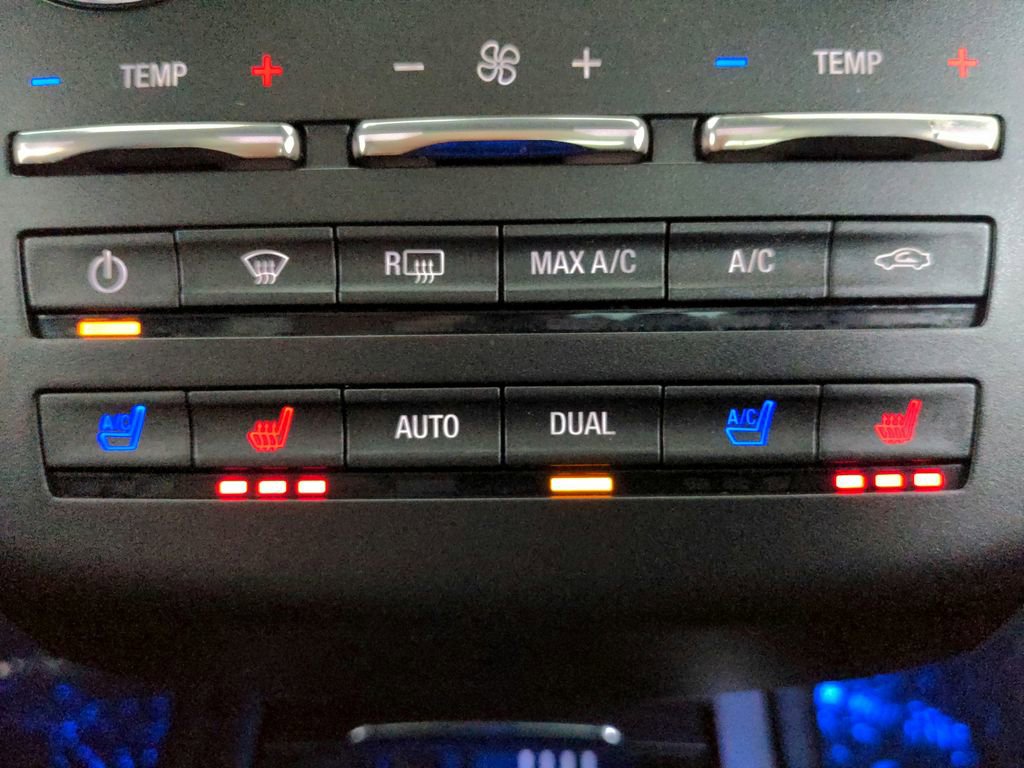 Used 2018 Lincoln MKC Reserve image 35