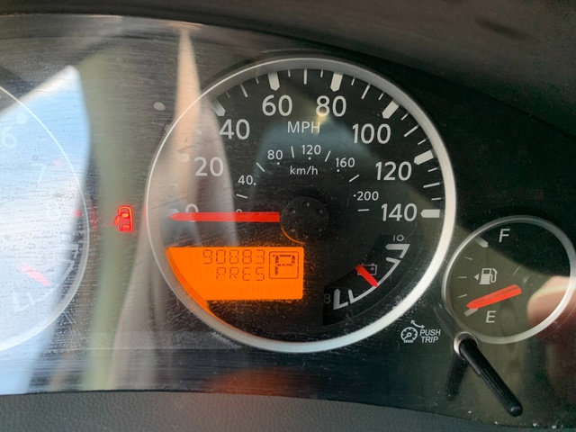 Used 2013 Nissan Frontier SL w/ Moonroof Pkg image 34