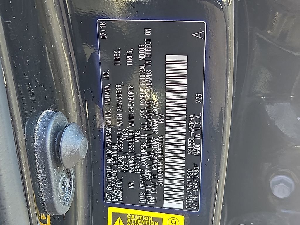Used 2018 Toyota Highlander XLE w/ Carpet Mat Package (TMS) image 27
