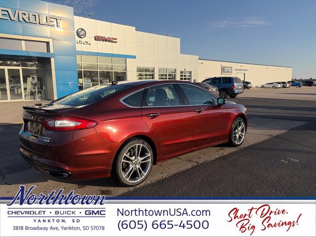 Used 2016 Ford Fusion Titanium FWD image 9
