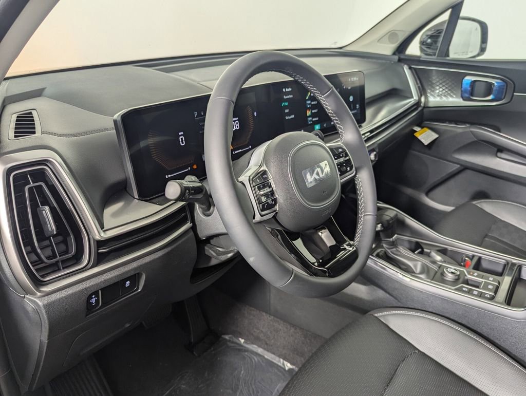 New 2025 Kia Sorento S w/ Panoramic Sunroof Package image 11