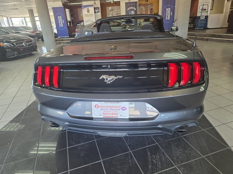 Used 2019 Ford Mustang Convertible RWD image 29