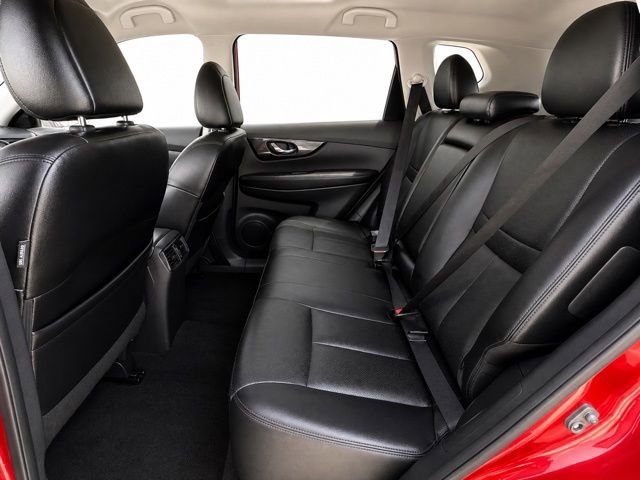 Used 2017 Nissan Rogue SL AWD/4WD image 18