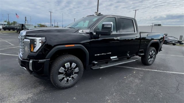 New 2026 GMC Sierra 2500 Denali w/ Denali Reserve Package image 6