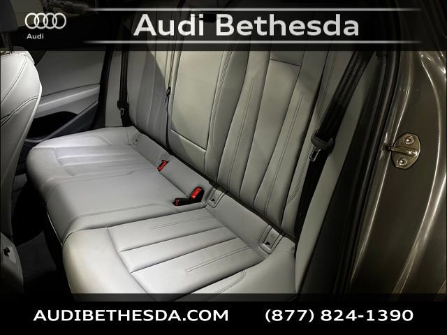 Used 2023 Audi A4 2.0T Premium AWD/4WD image 29