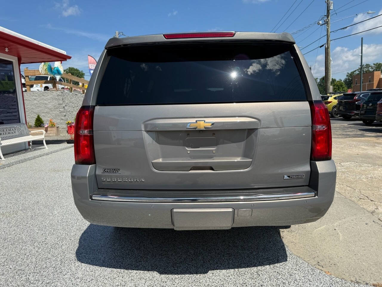 Used 2017 Chevrolet Suburban Premier AWD/4WD image 11
