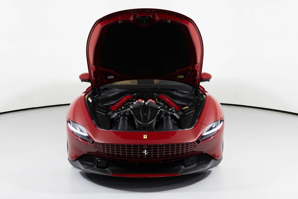 Used 2024 Ferrari Roma Spider image 9
