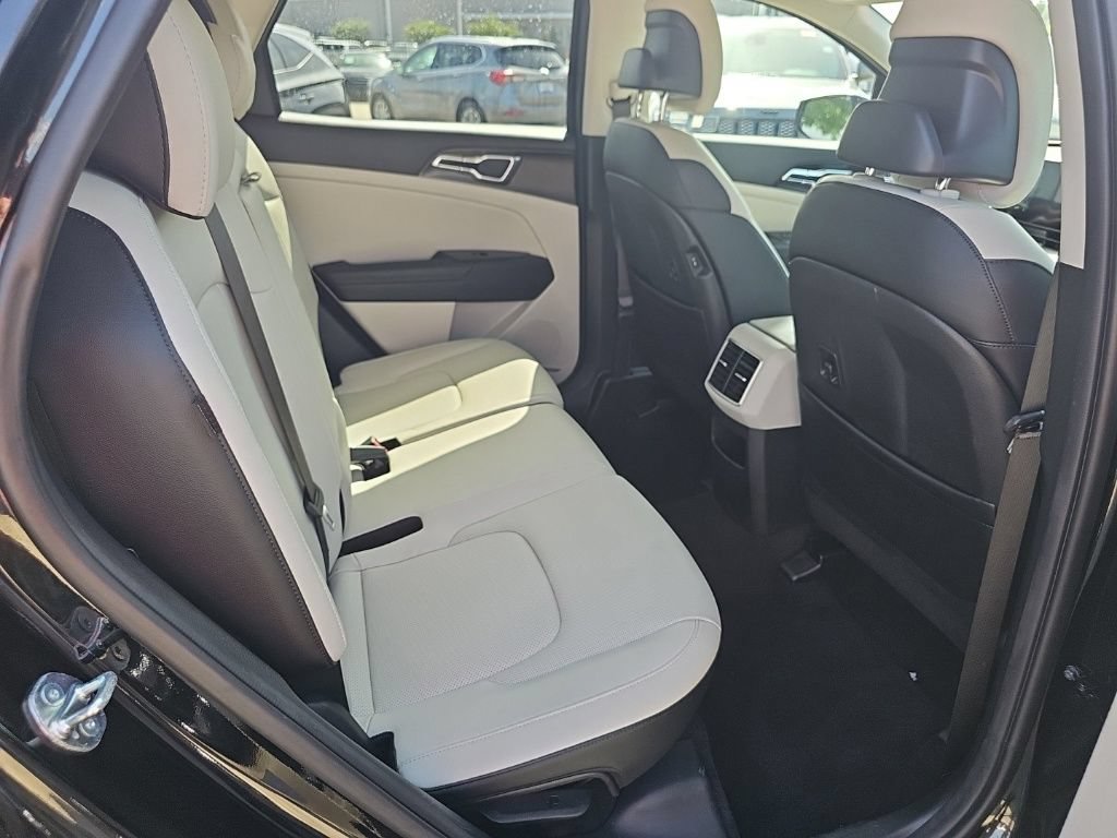 Certified 2025 Kia Sportage EX w/ Premium Package FWD image 20